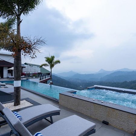 The Panoramic Getaway Hotel Munnar Exterior foto The swimming pool at the resort