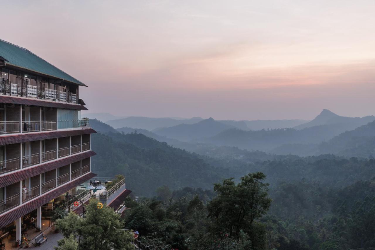 The Panoramic Getaway Hotel Munnar Exterior foto View of the hotel