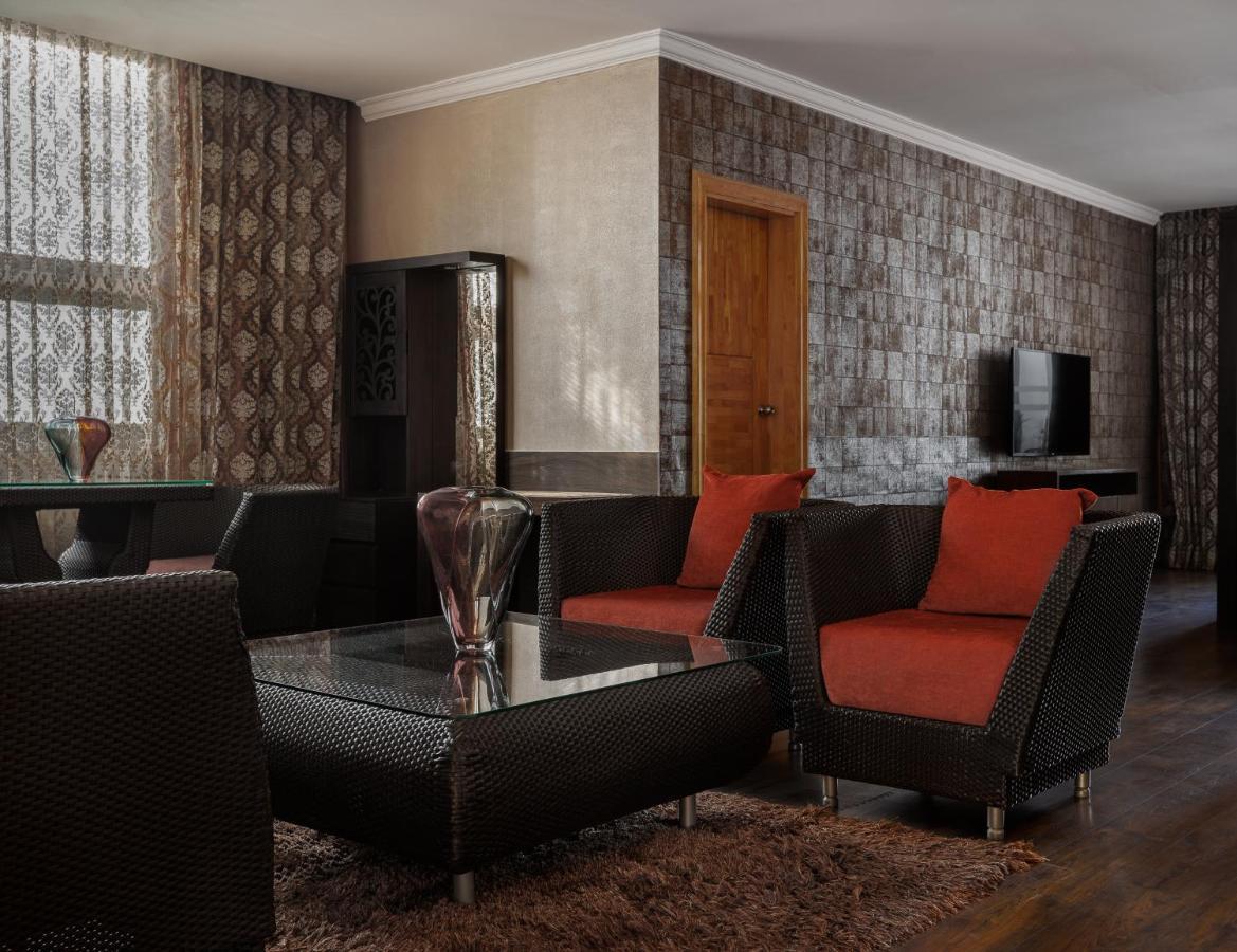 The Panoramic Getaway Hotel Munnar Exterior foto A 3D rendering of a living room